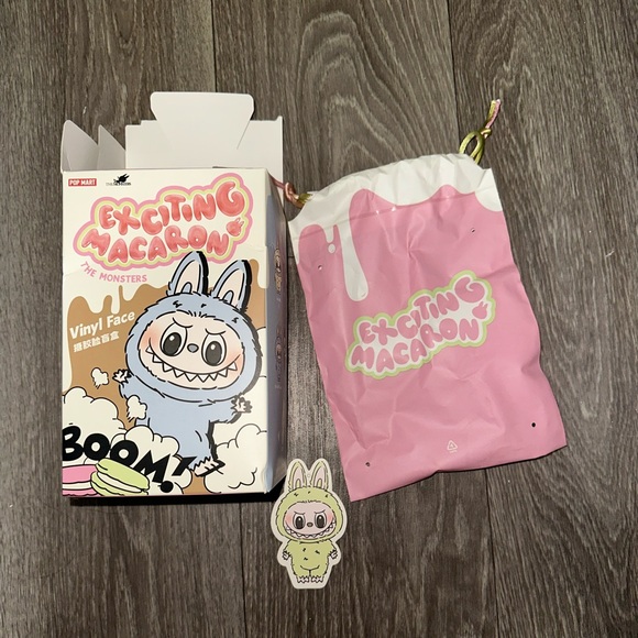 Green Labubu - Picture 8 of 8